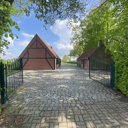 Drieskenshoeve Grote-Brogel Buitenkant foto